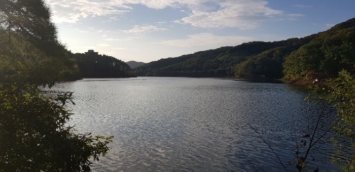 Title:Majangr
Board:tabi
Category:
Writer:CHALEE 
Date:2021/10/11
Hit:2451
Comment:0ea